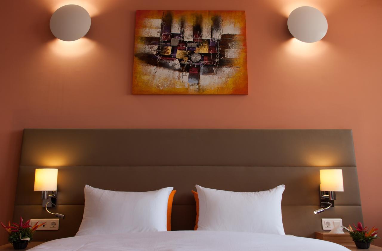 Bravia Hotel Ouagadougou Dış mekan fotoğraf