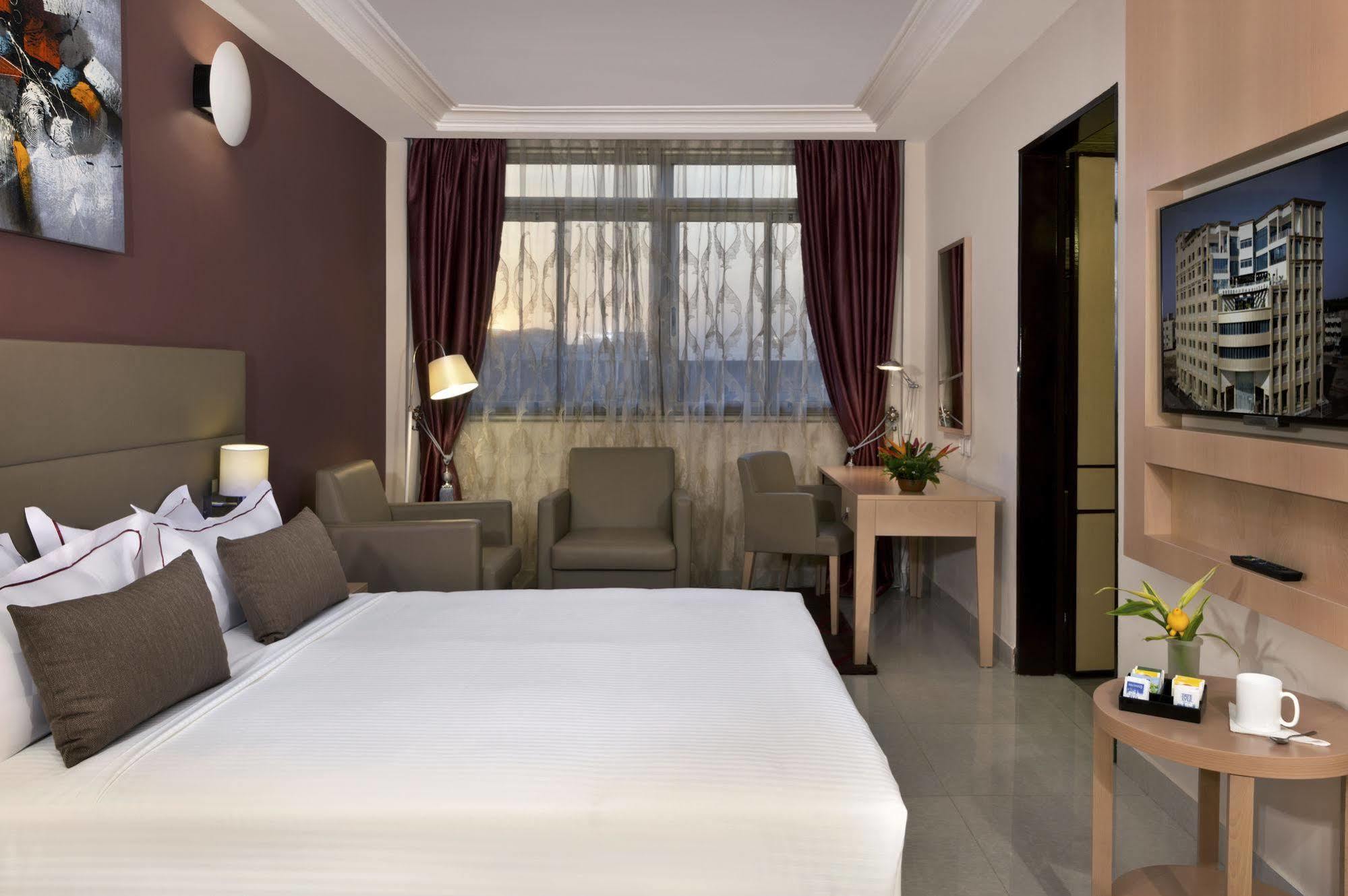 Bravia Hotel Ouagadougou Dış mekan fotoğraf