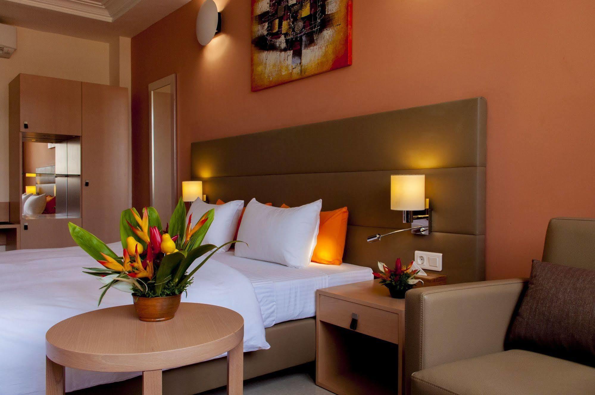 Bravia Hotel Ouagadougou Dış mekan fotoğraf