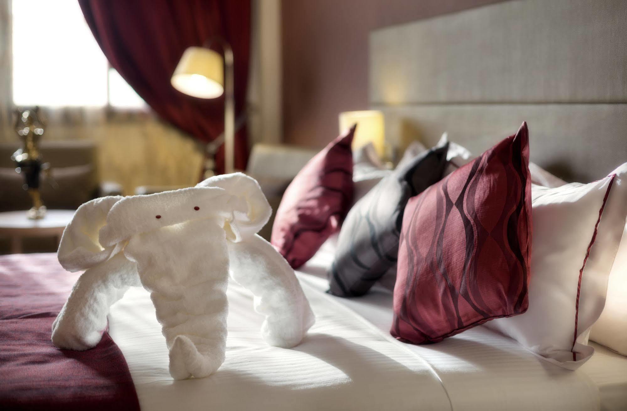 Bravia Hotel Ouagadougou Dış mekan fotoğraf